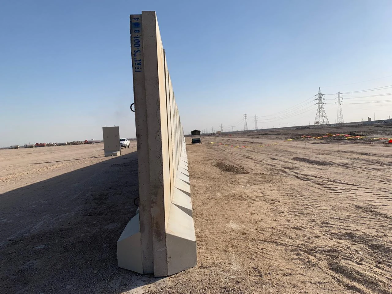 Boundary wall construction